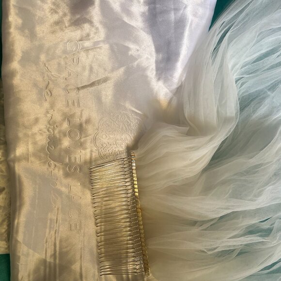 Grace Loves Lace Grace veil - Picture 5 of 8
